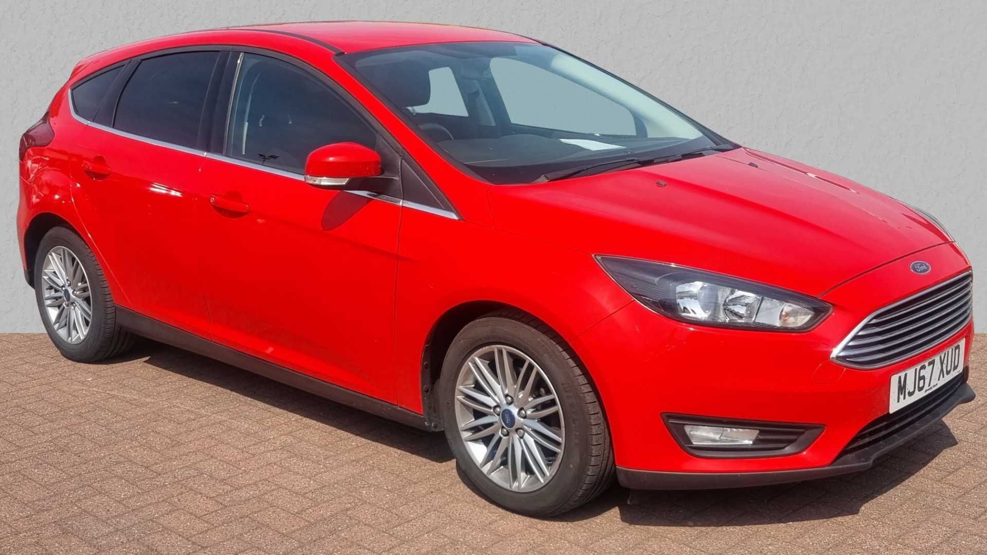 Main listing image - Ford Focus