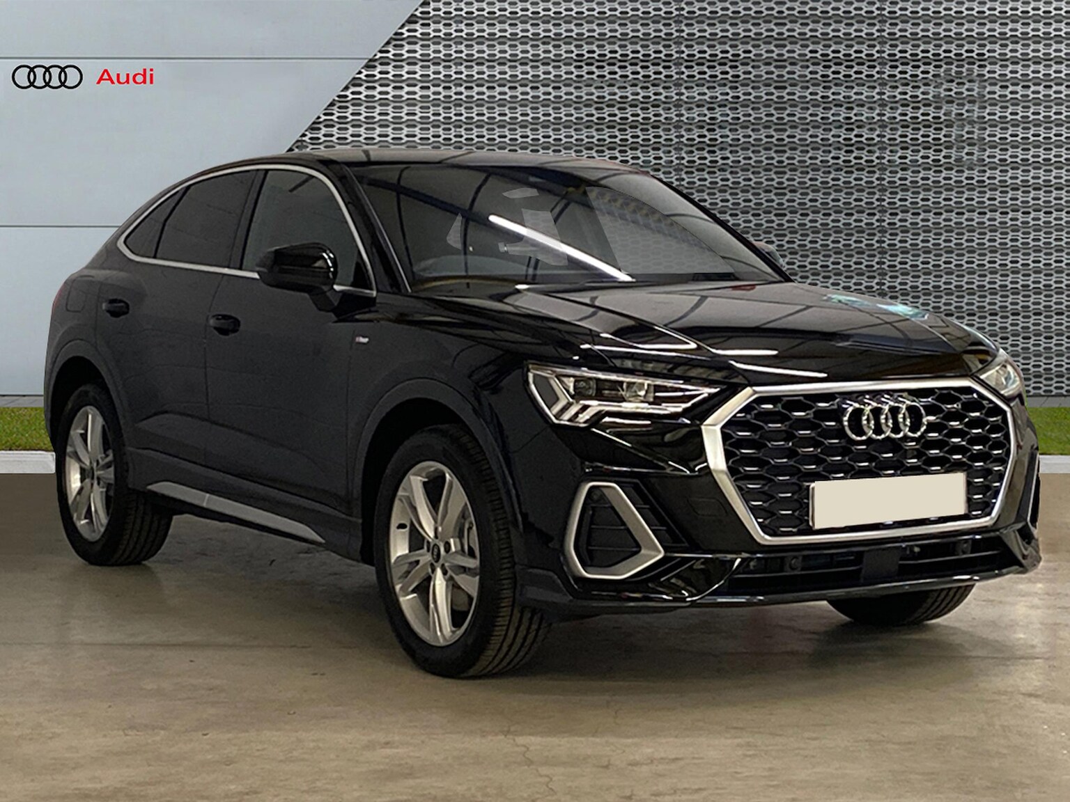 Main listing image - Audi Q3