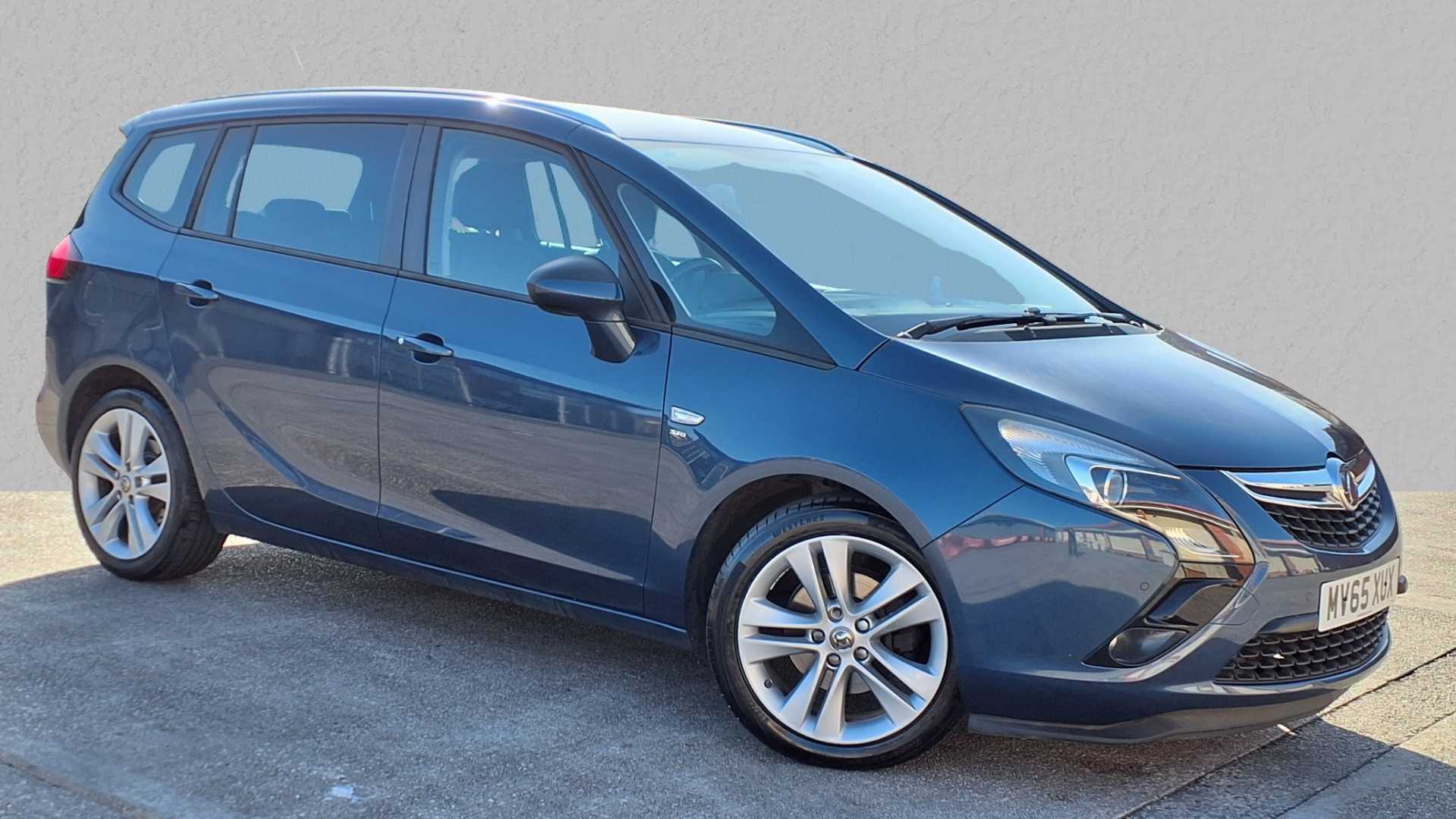 Main listing image - Vauxhall Zafira