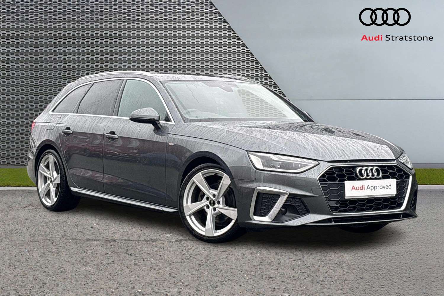 Main listing image - Audi A4 Avant