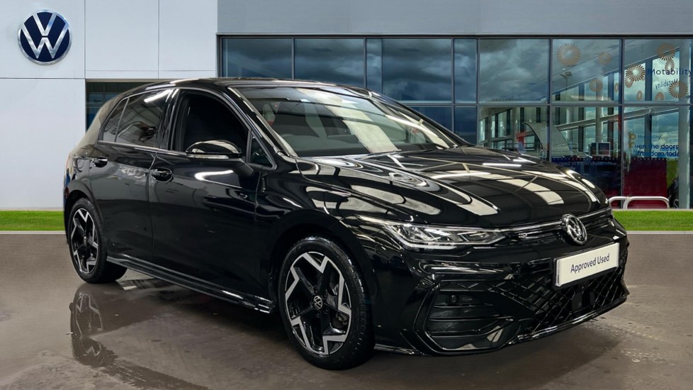 Main listing image - Volkswagen Golf