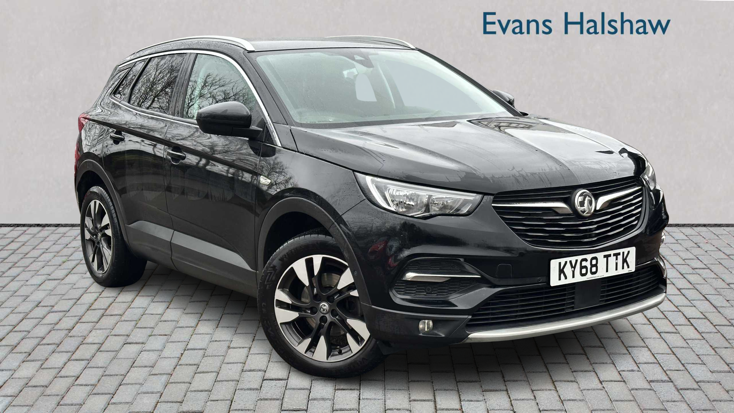 Main listing image - Vauxhall Grandland X