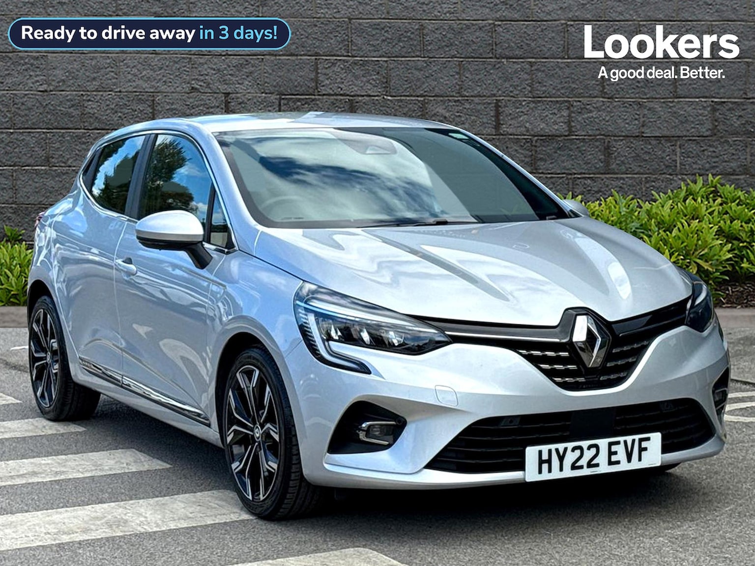 Main listing image - Renault Clio