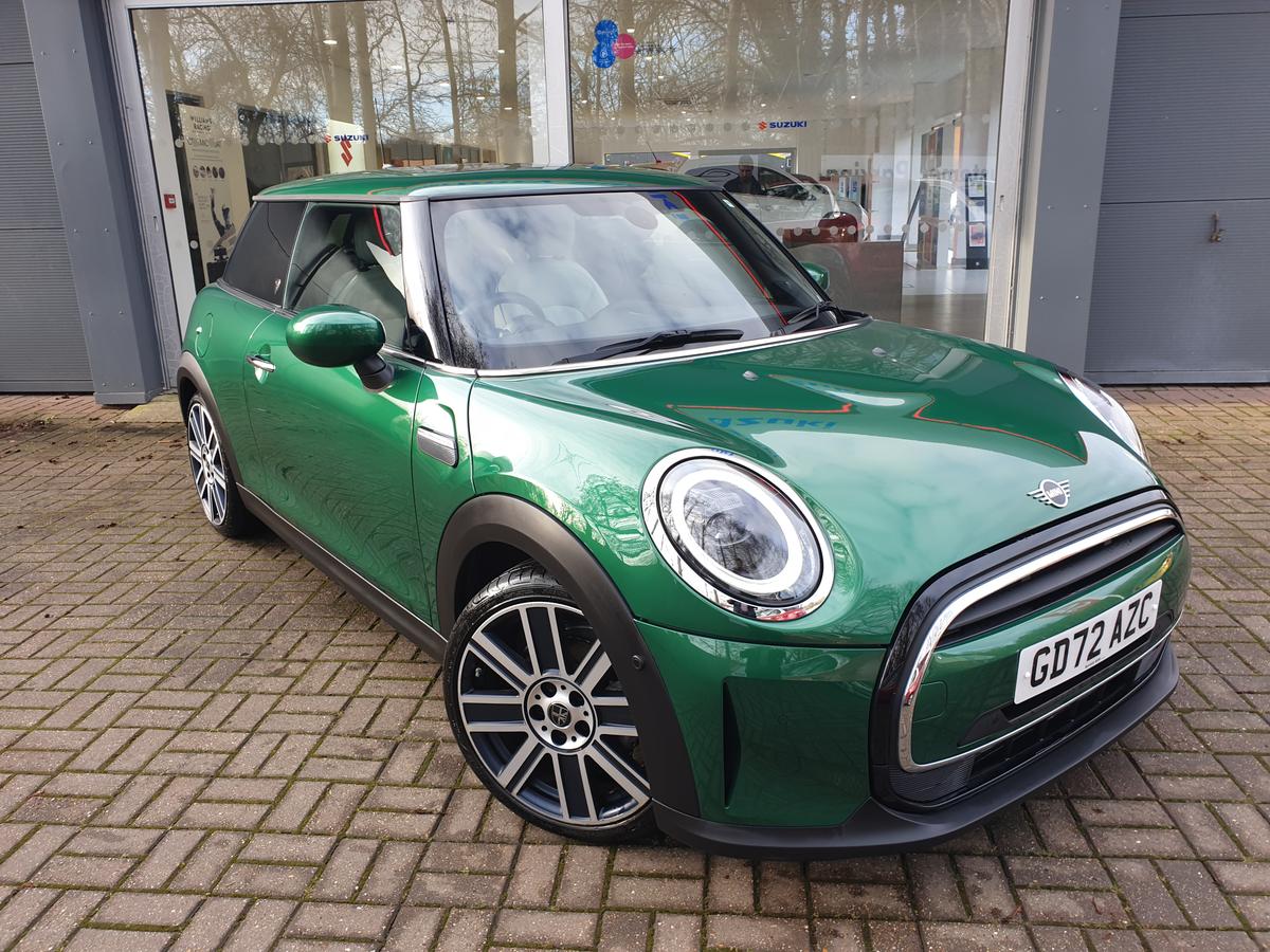 Main listing image - MINI Hatchback