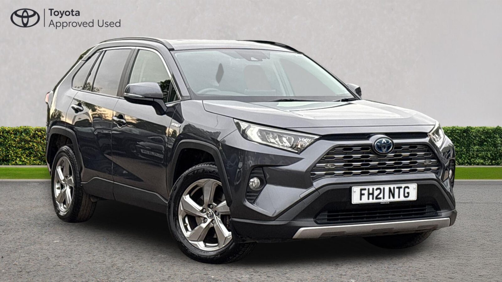 Main listing image - Toyota RAV4