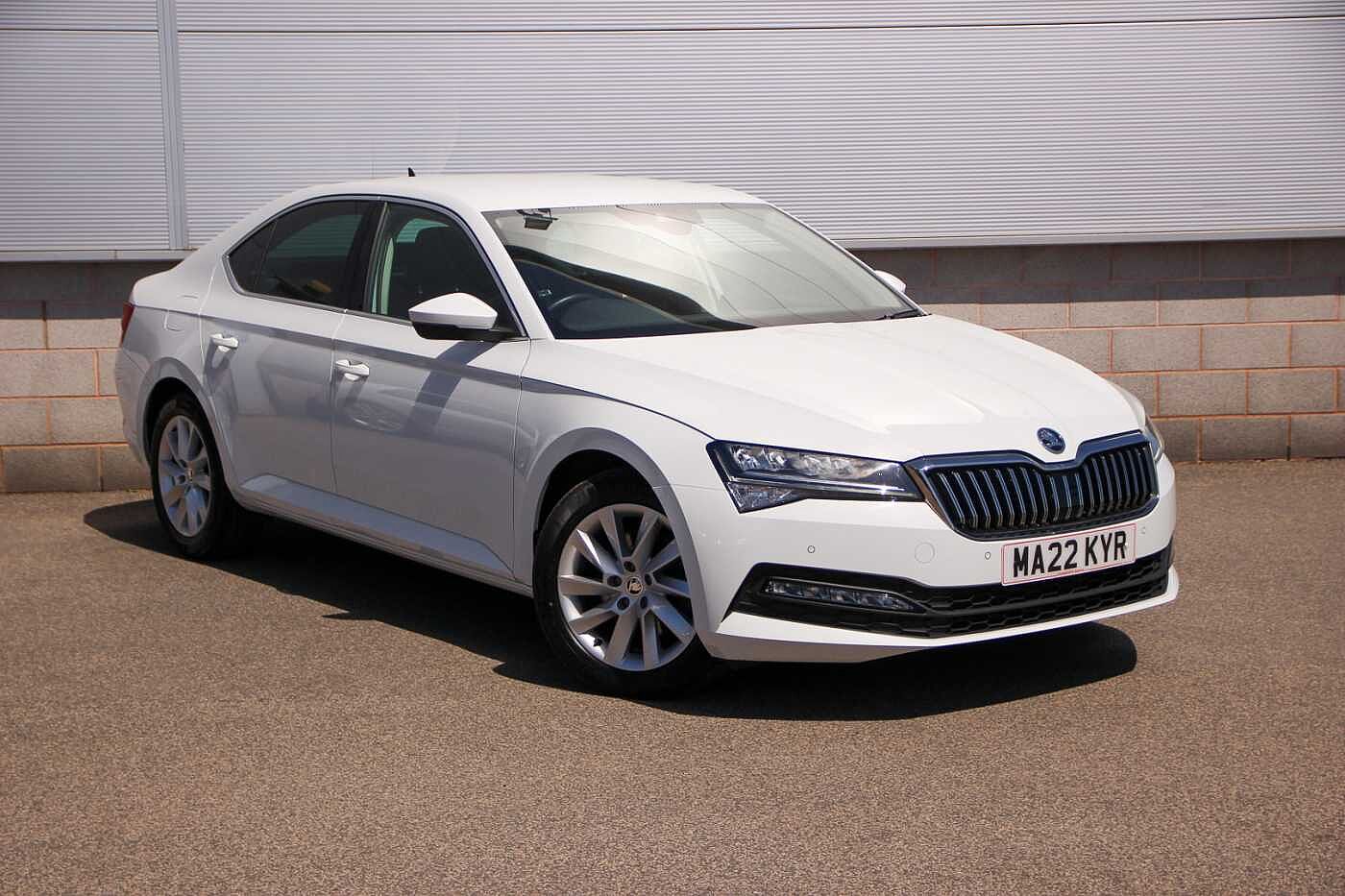 Main listing image - Skoda Superb