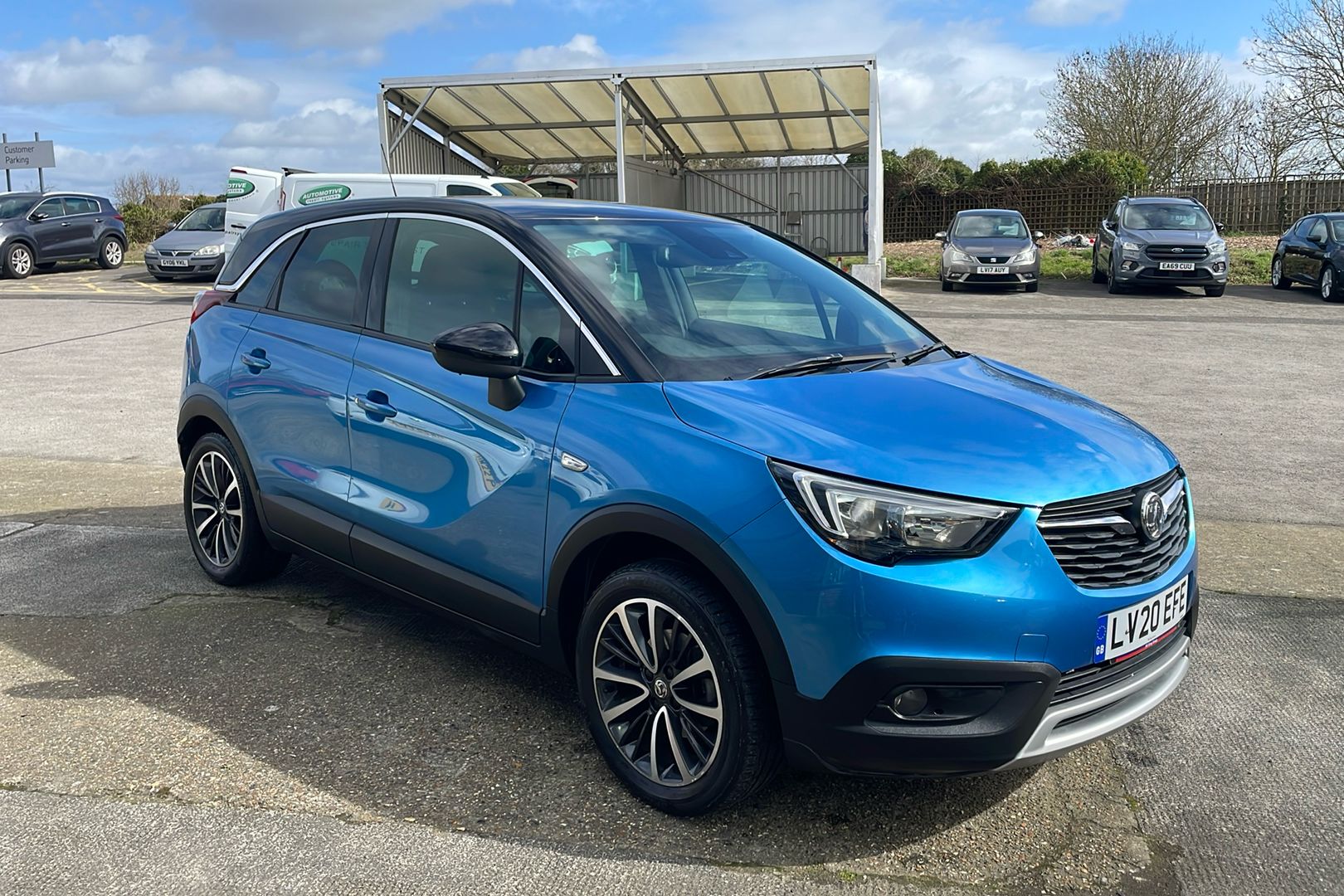 Main listing image - Vauxhall Crossland X