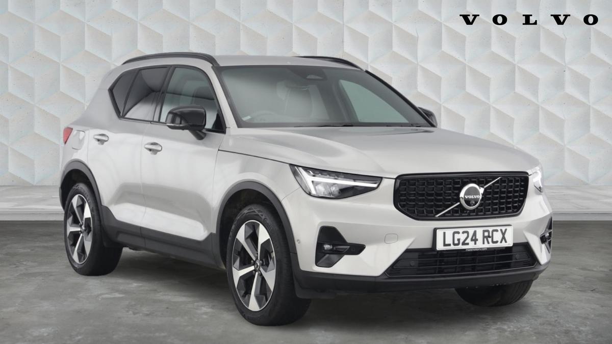 Main listing image - Volvo XC40