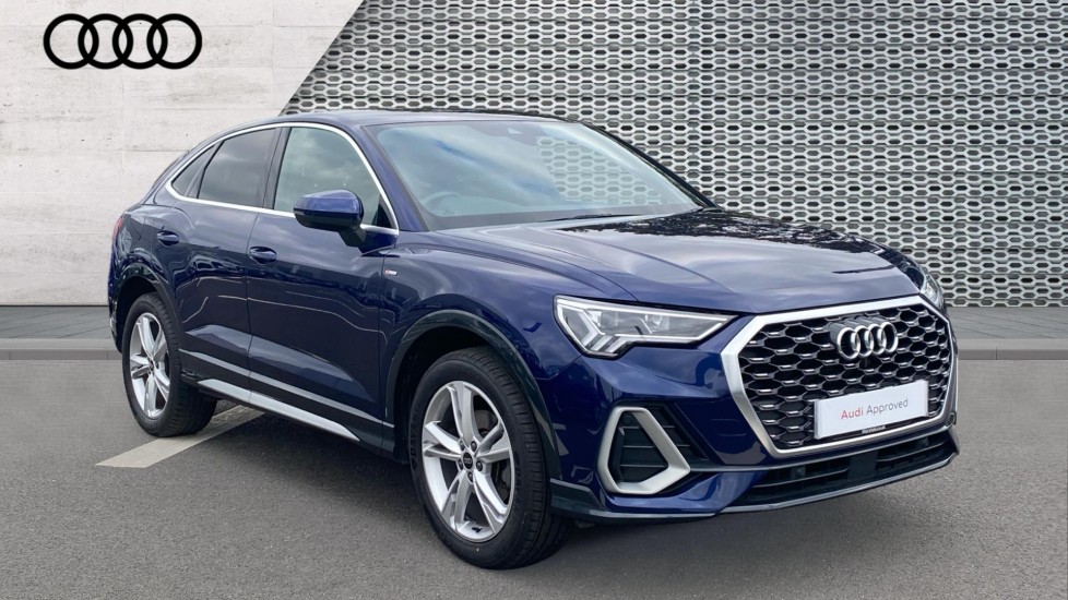 Main listing image - Audi Q3