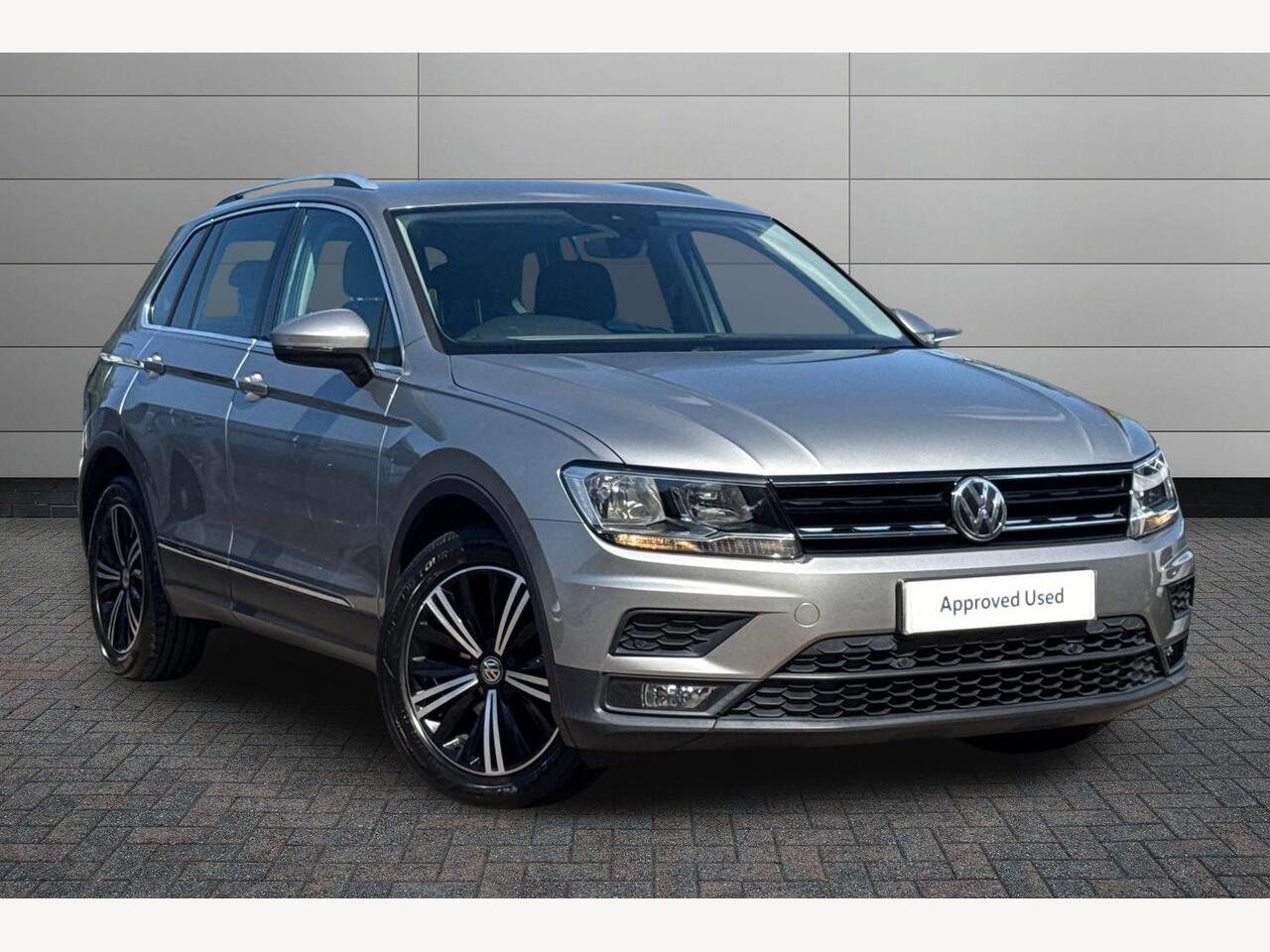 Main listing image - Volkswagen Tiguan