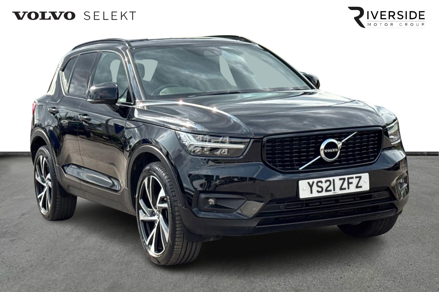 Main listing image - Volvo XC40