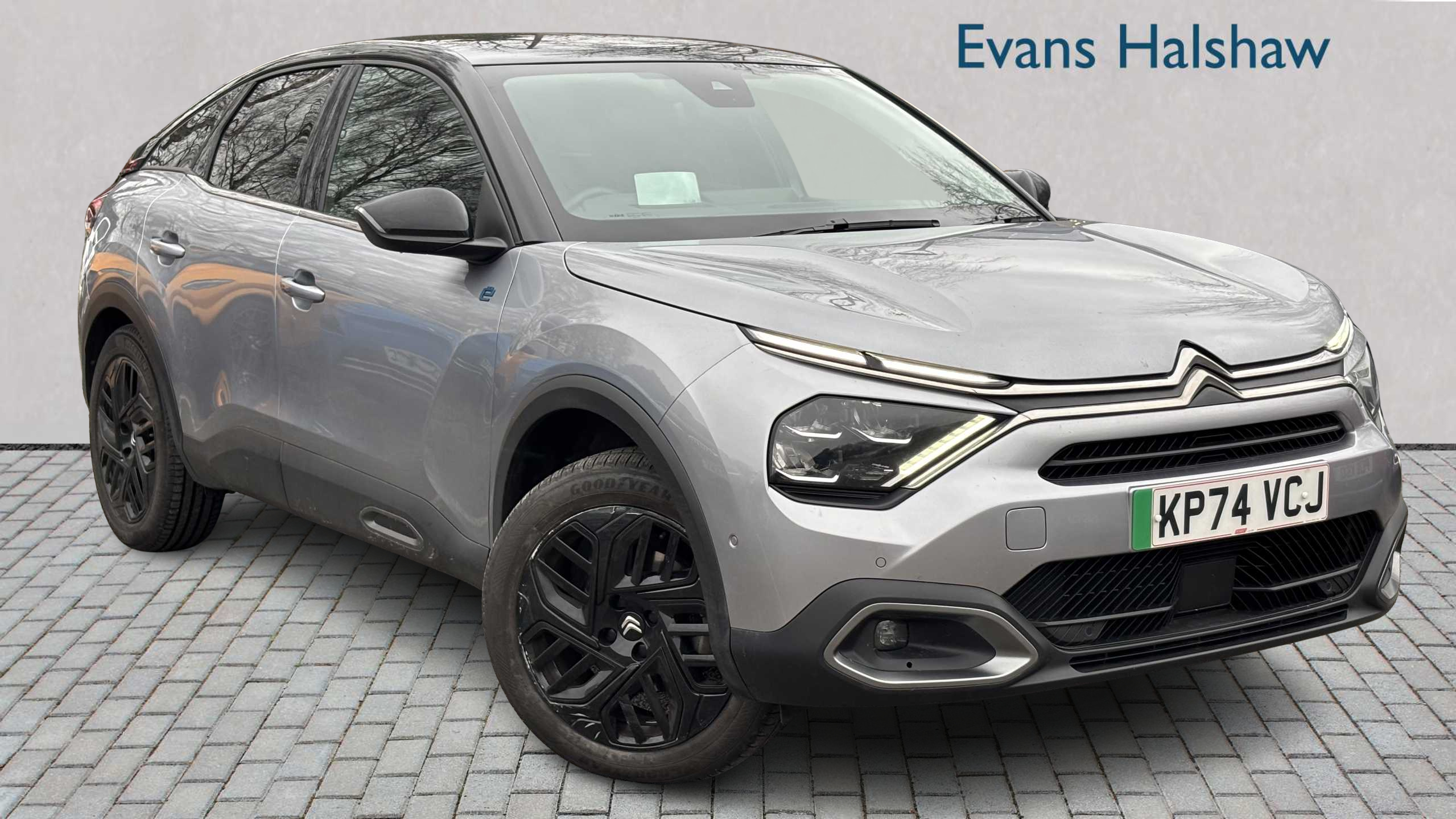 Main listing image - Citroen C4