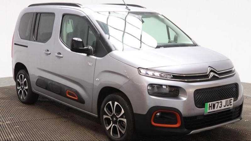 Main listing image - Citroen e-Berlingo