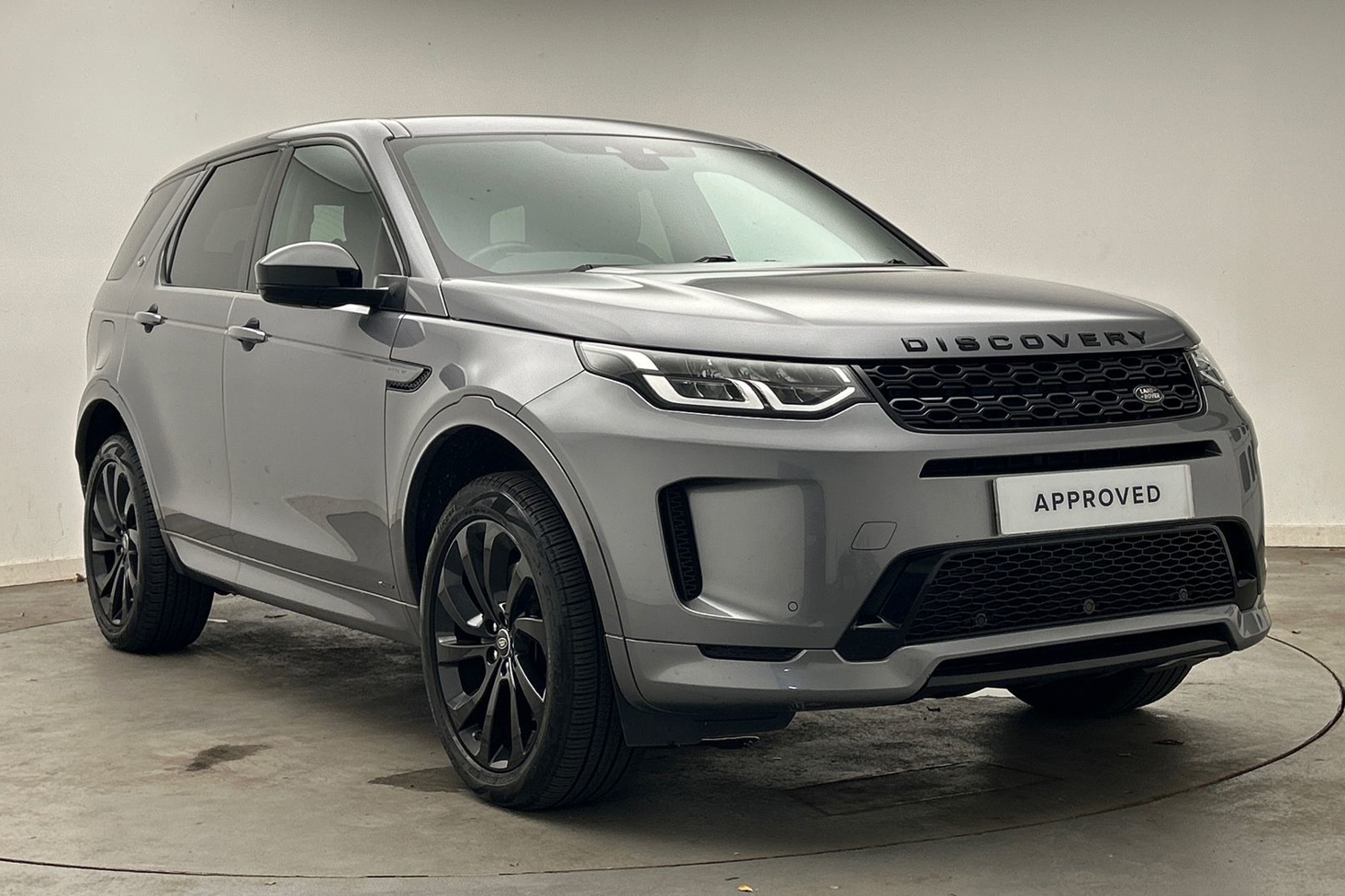 Main listing image - Land Rover Discovery Sport