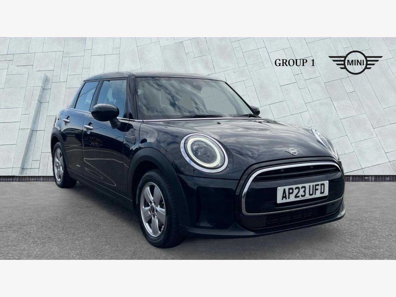 Main listing image - MINI Hatchback 5dr