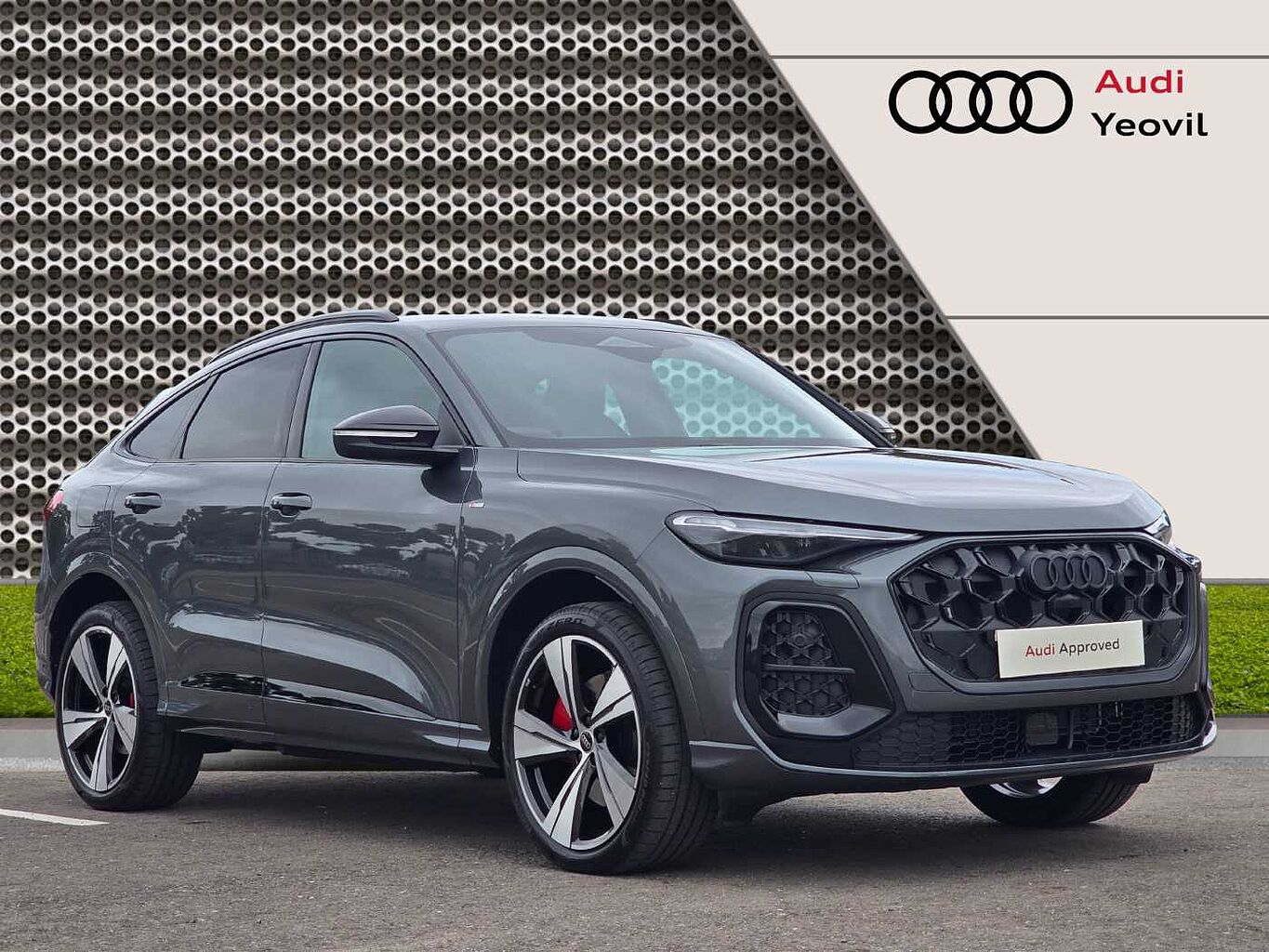 Main listing image - Audi Q5 Sportback
