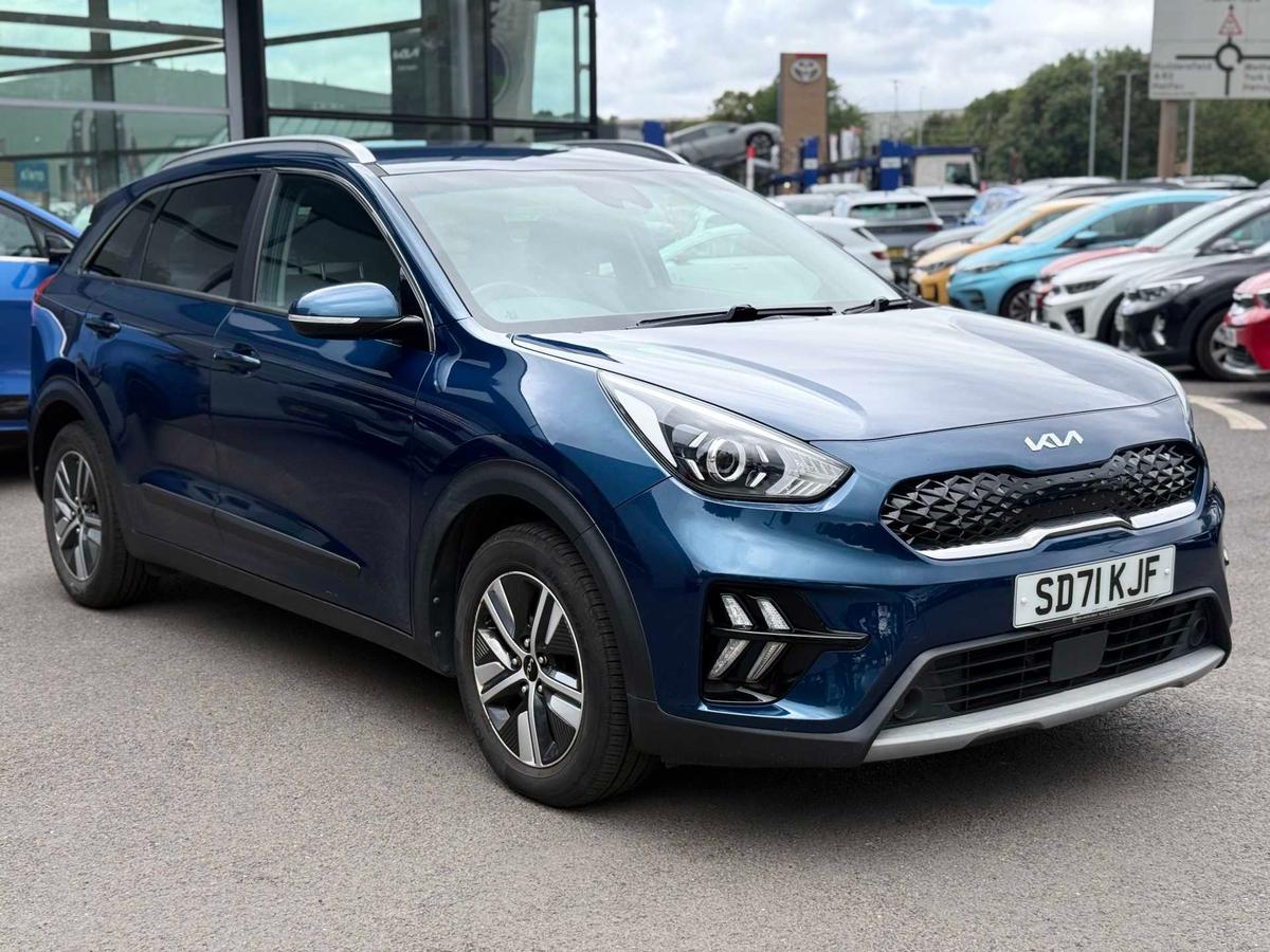 Main listing image - Kia Niro