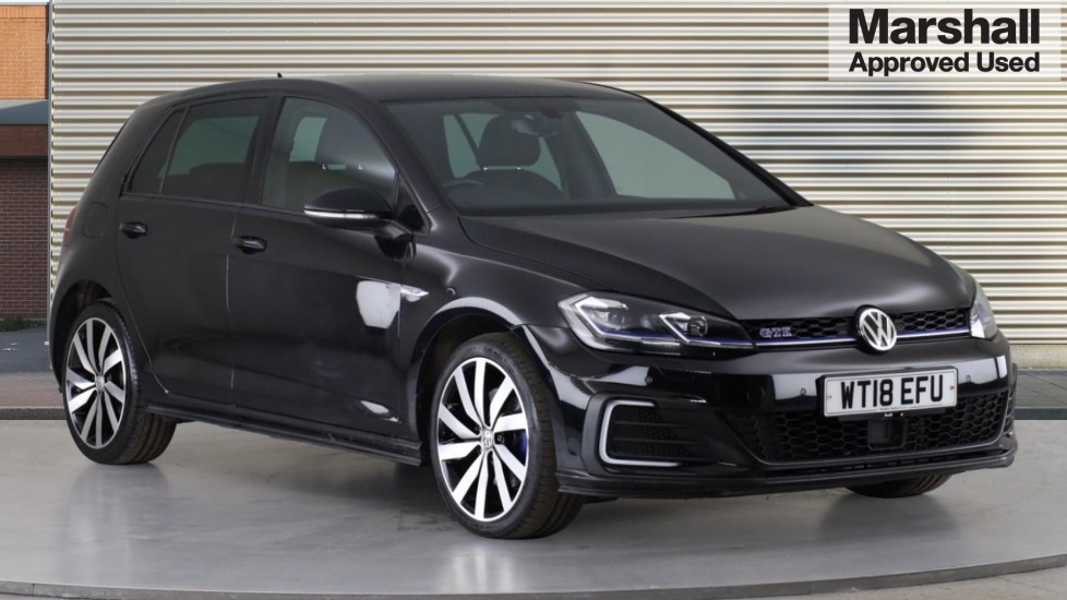 Main listing image - Volkswagen Golf GTE