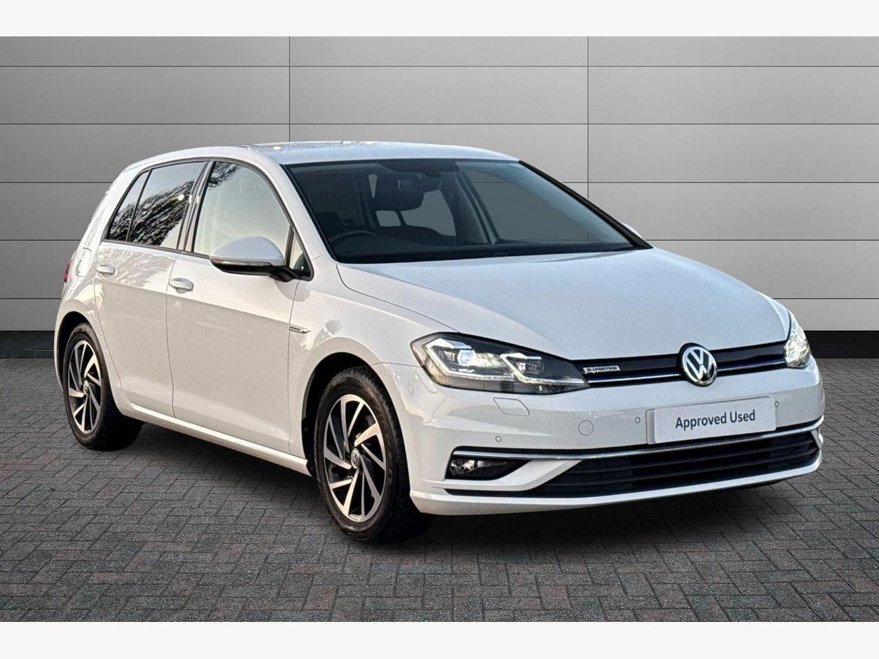 Main listing image - Volkswagen Golf