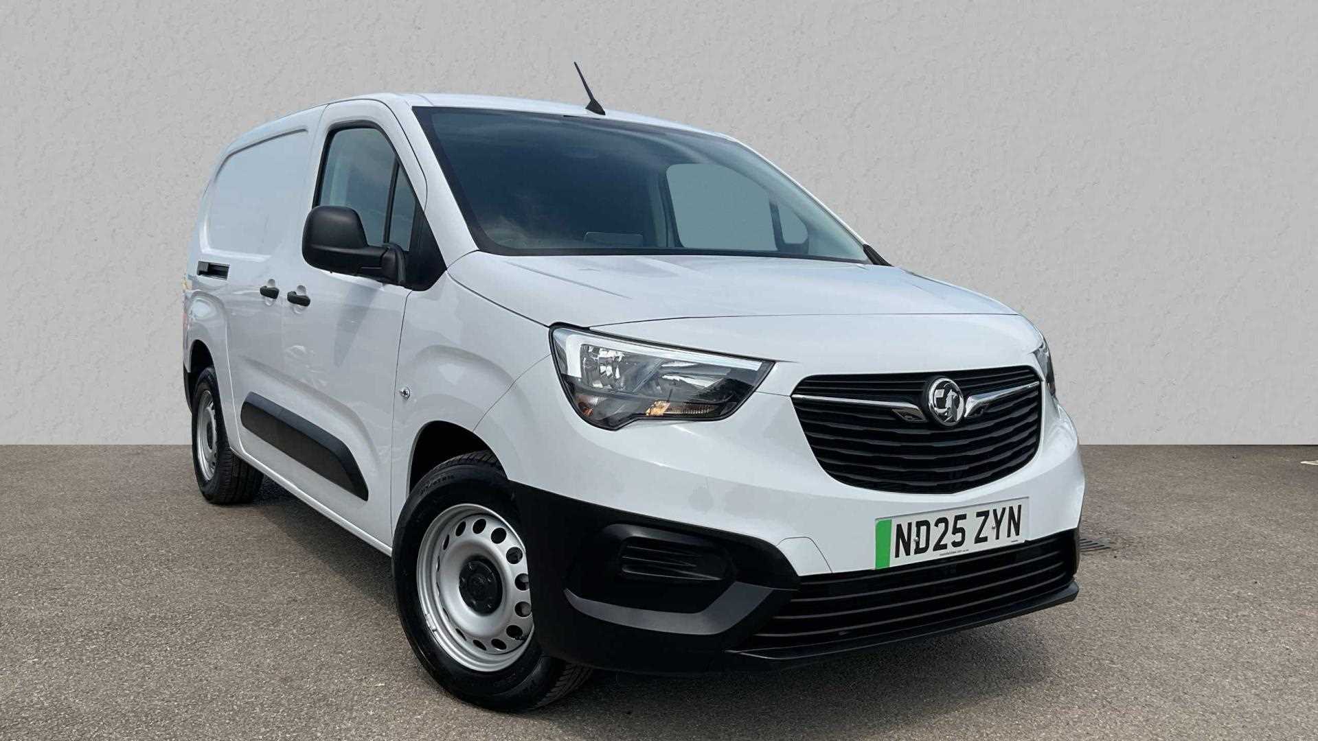 Main listing image - Vauxhall Combo Cargo-e