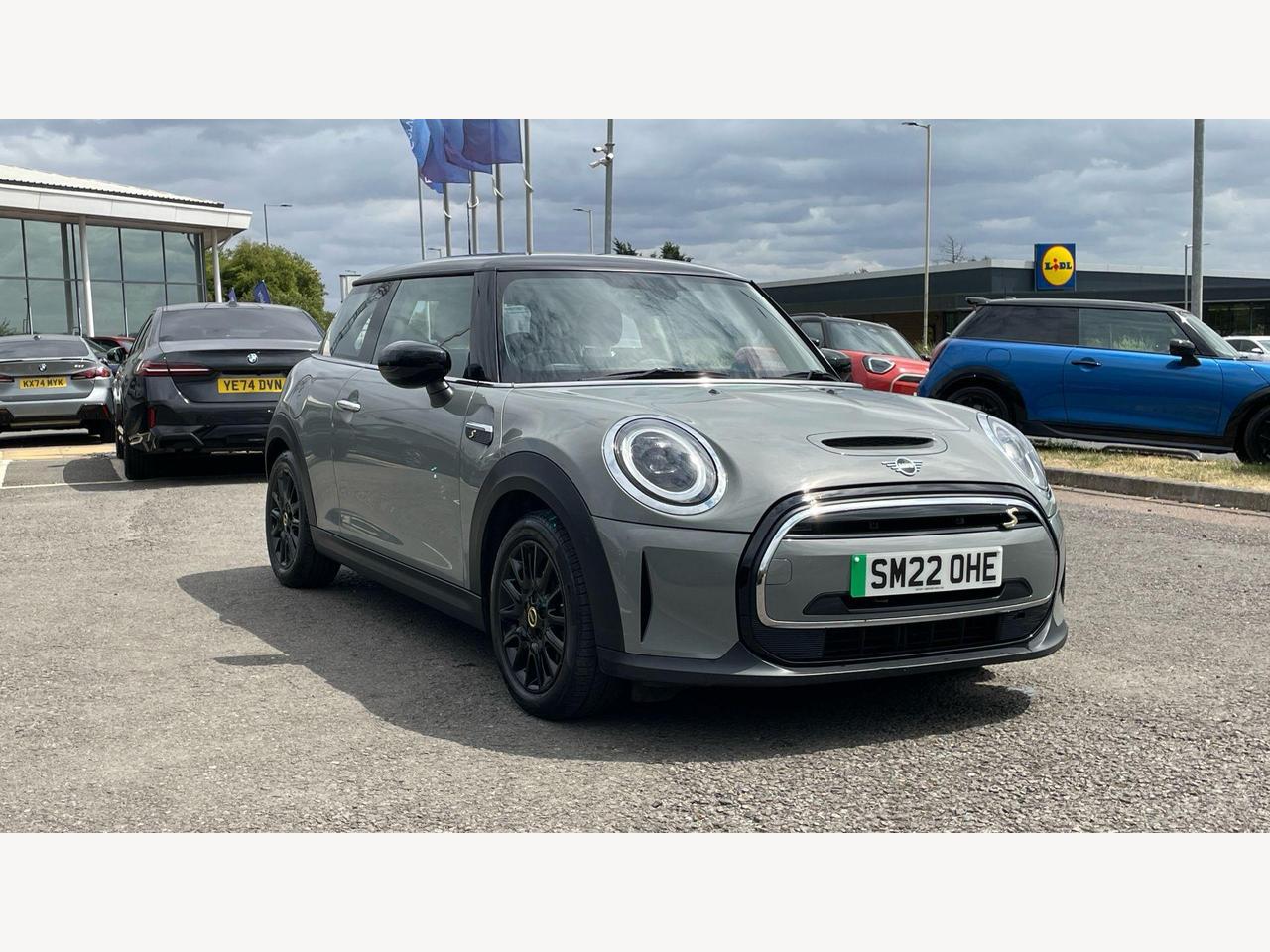 Main listing image - MINI Electric