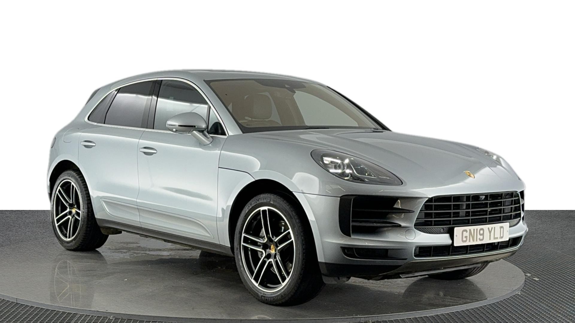 Main listing image - Porsche Macan