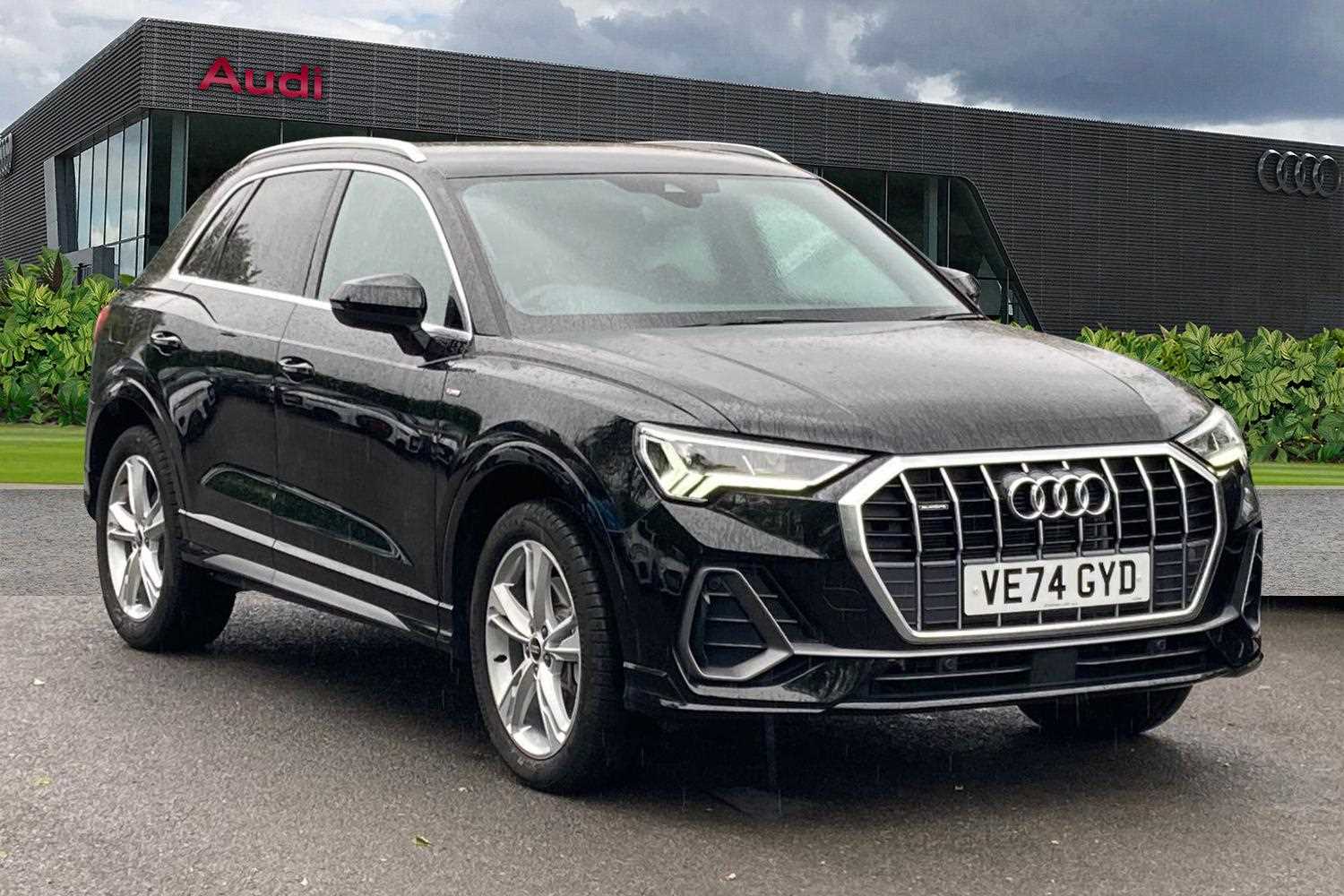 Main listing image - Audi Q3