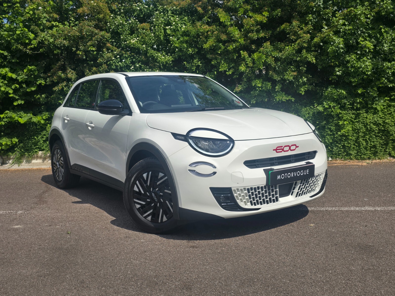 Main listing image - Fiat 600 Electric