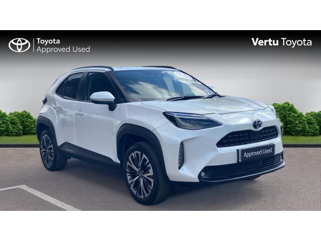 Main listing image - Toyota Yaris Cross