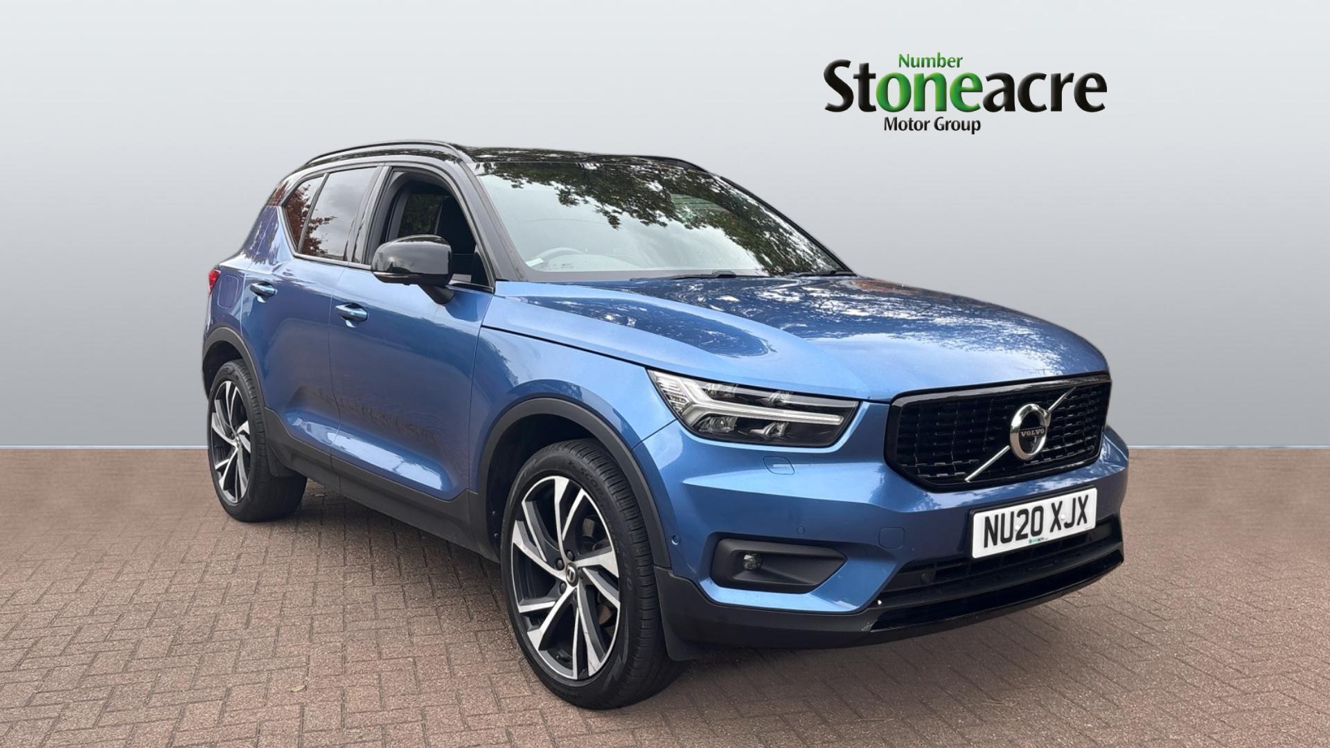Main listing image - Volvo XC40