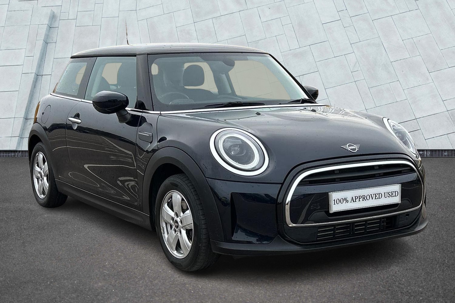 Main listing image - MINI Hatchback