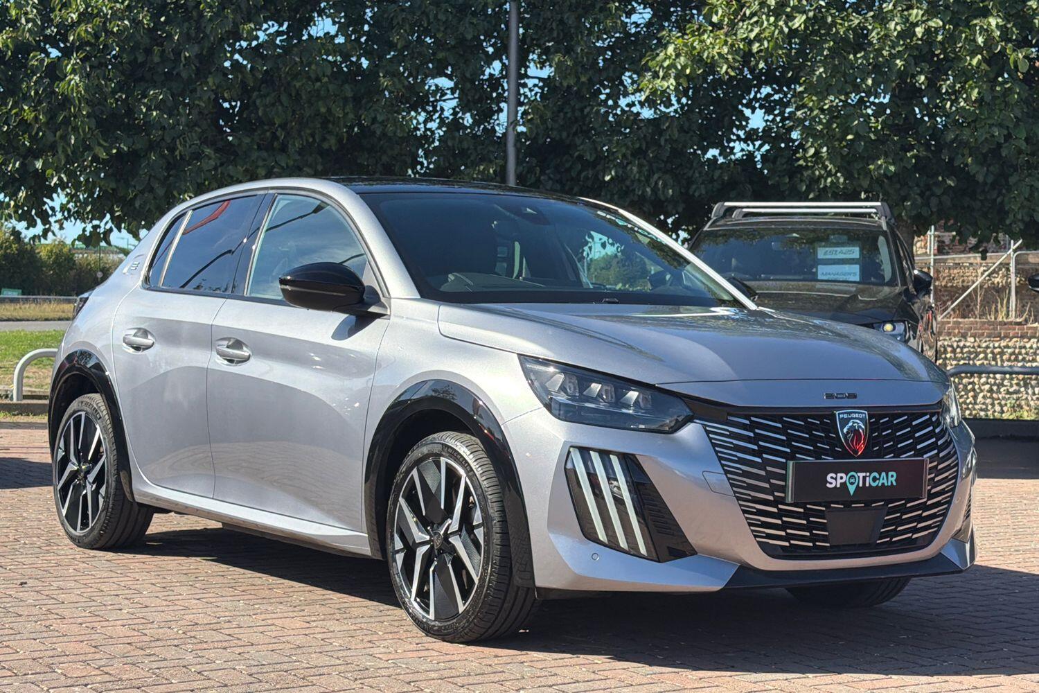 Main listing image - Peugeot e-208