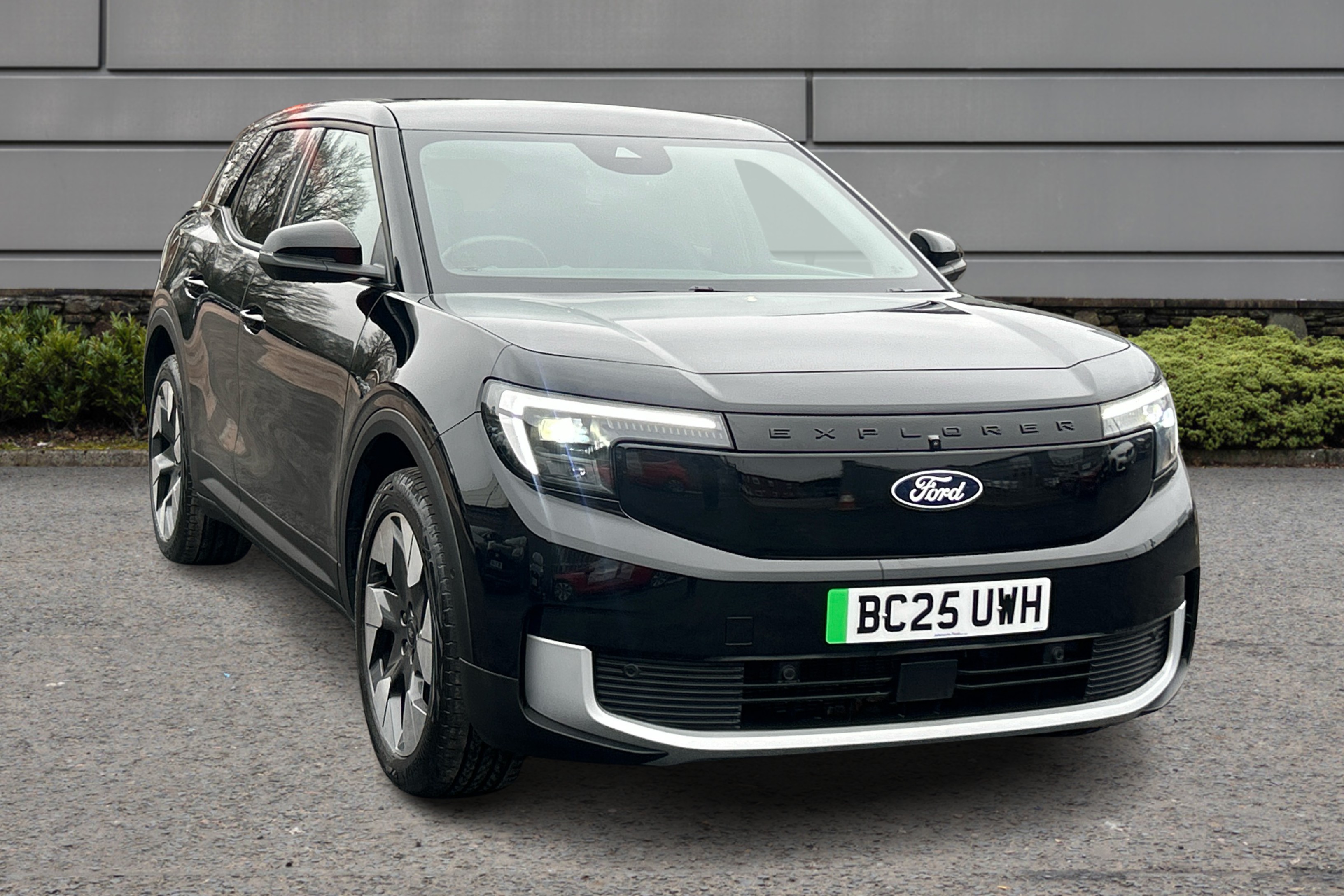 Main listing image - Ford Explorer