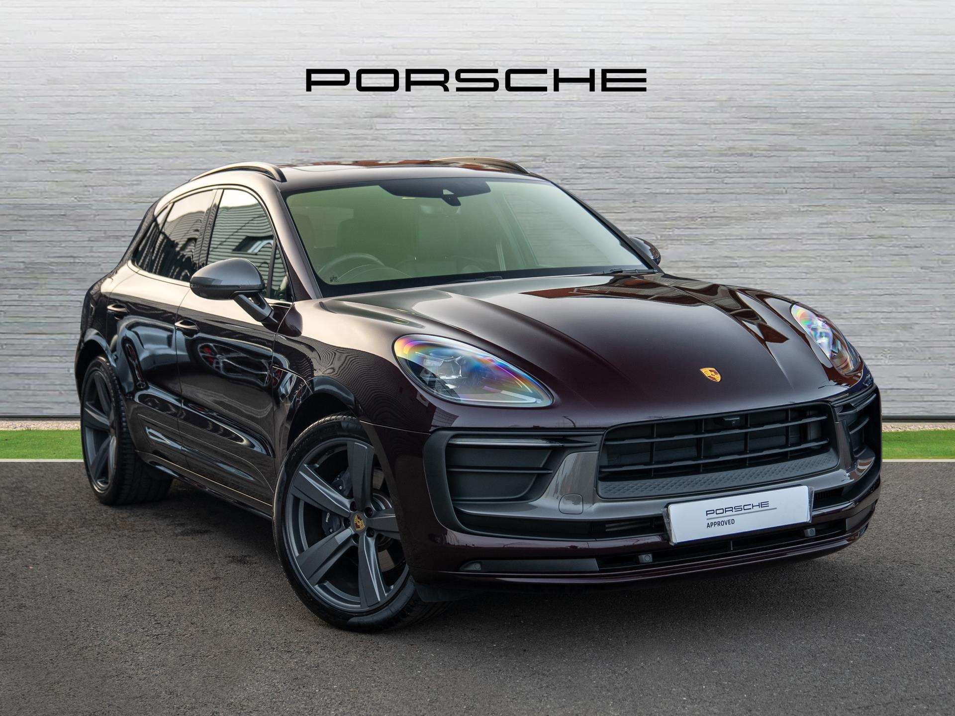 Main listing image - Porsche Macan