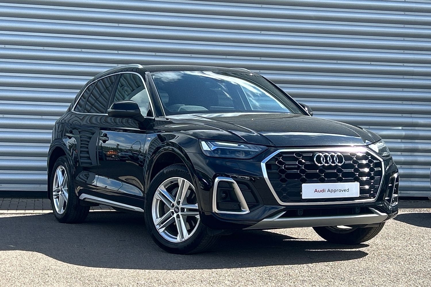 Main listing image - Audi Q5