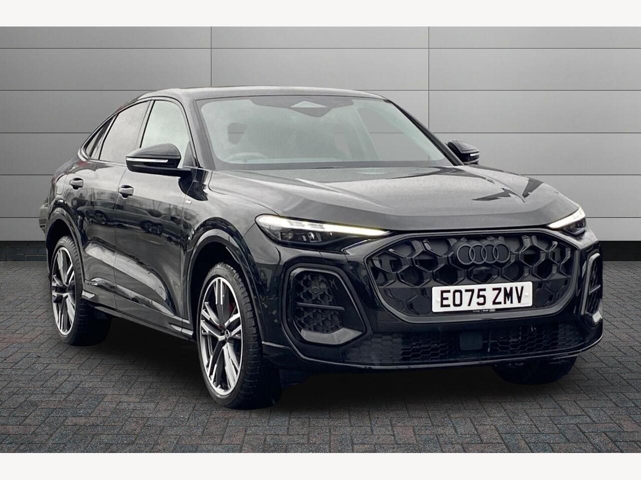 Main listing image - Audi Q5 Sportback