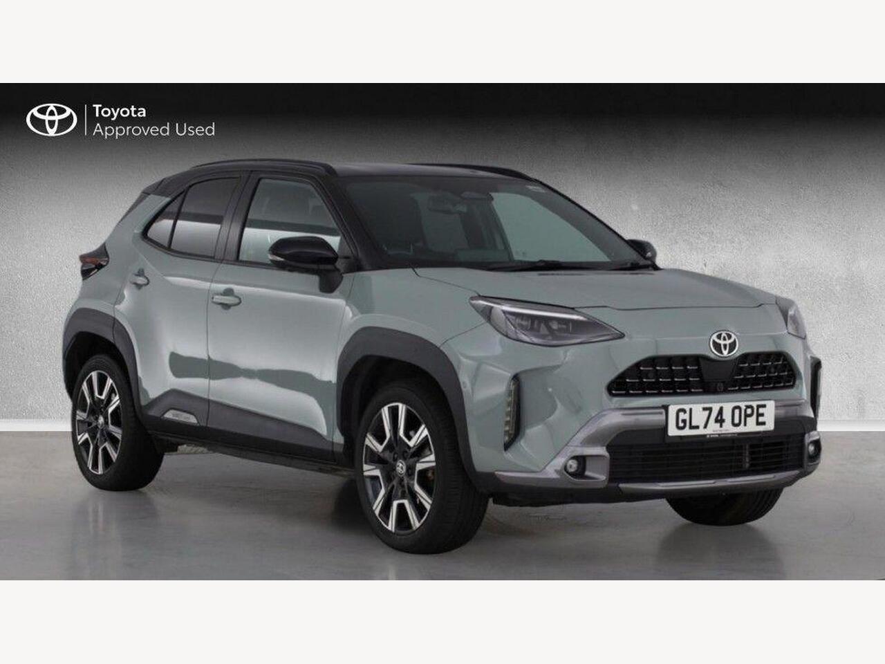 Main listing image - Toyota Yaris Cross