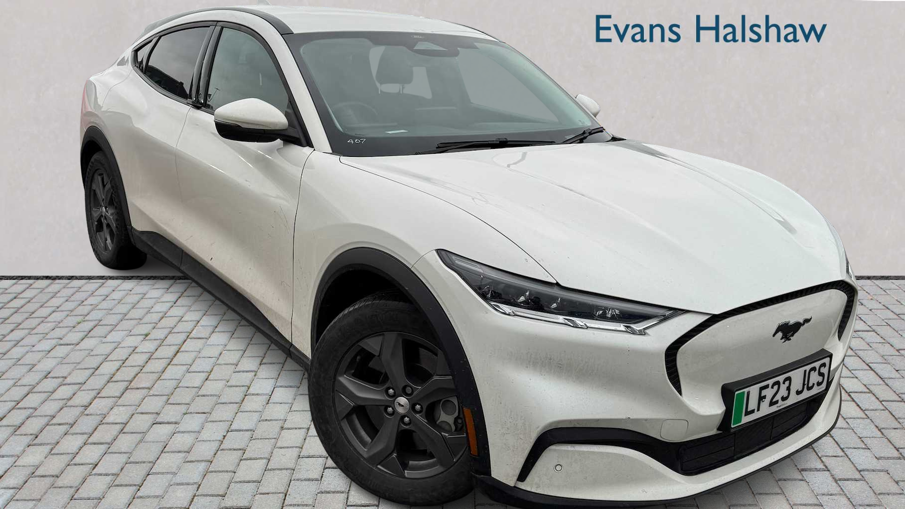 Main listing image - Ford Mustang Mach-E