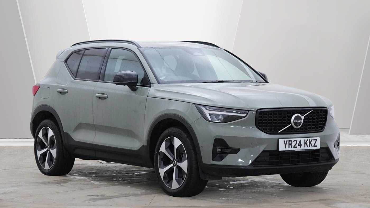 Main listing image - Volvo XC40