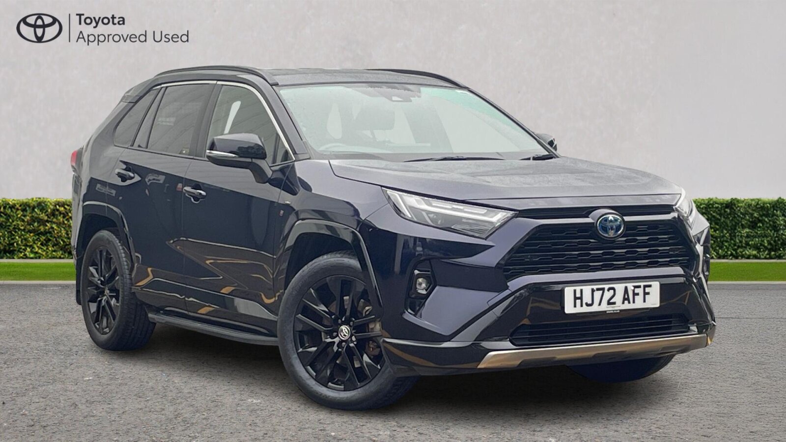 Main listing image - Toyota RAV4