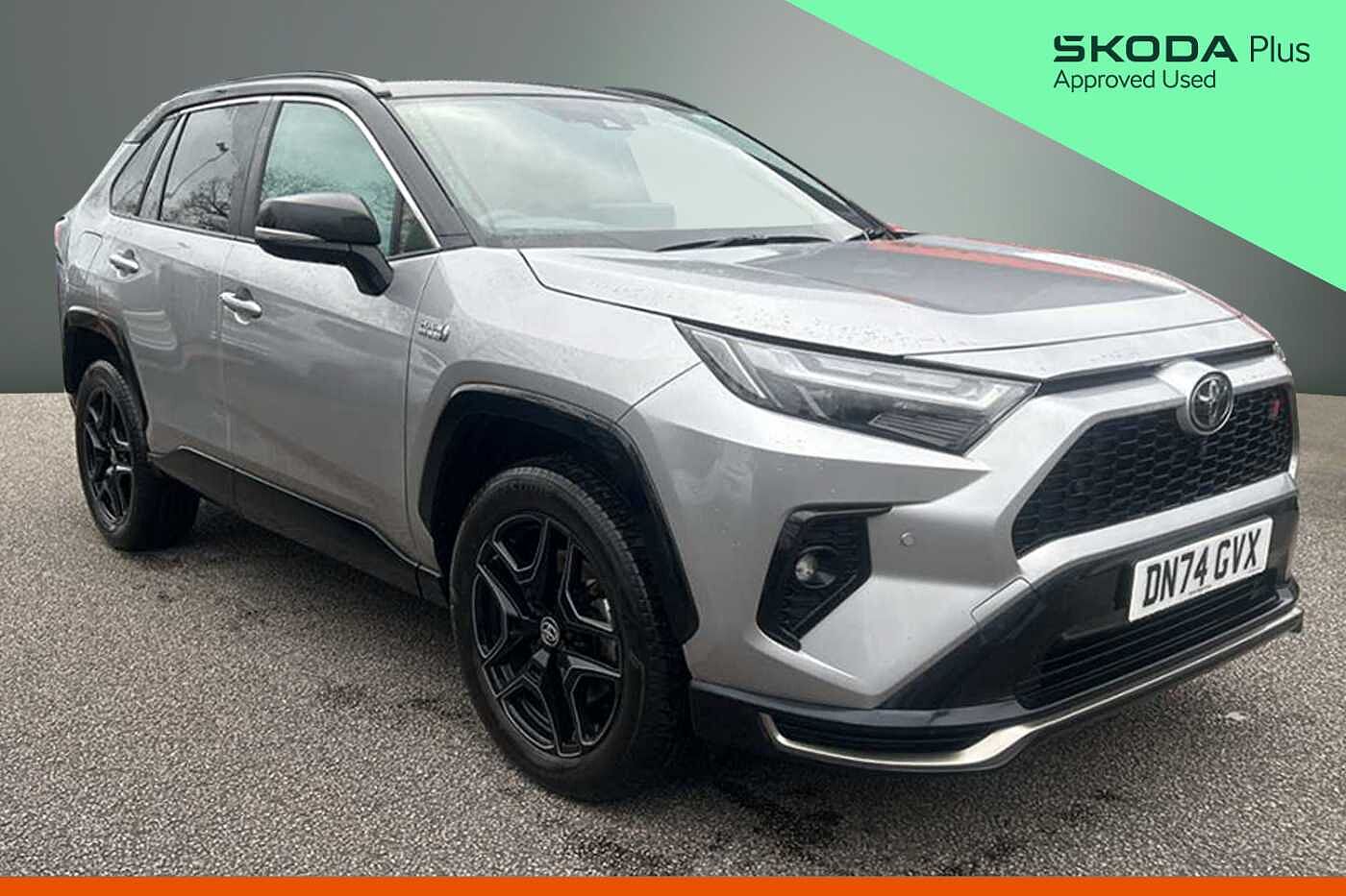 Main listing image - Toyota RAV4