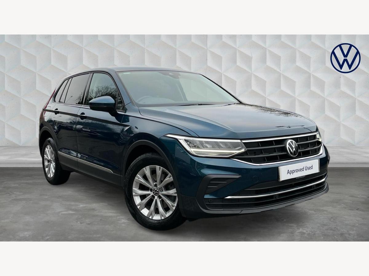 Main listing image - Volkswagen Tiguan