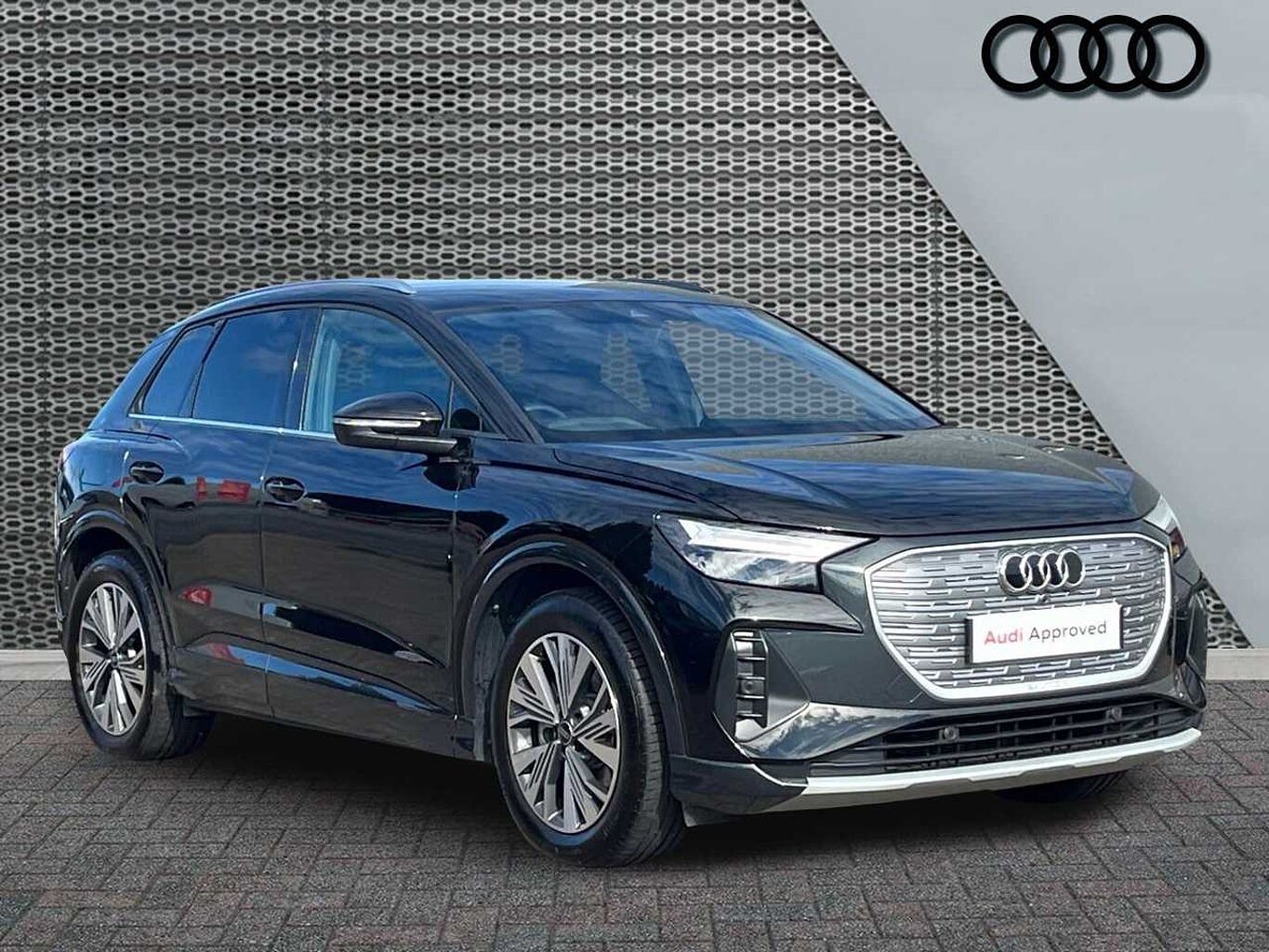 Main listing image - Audi Q4