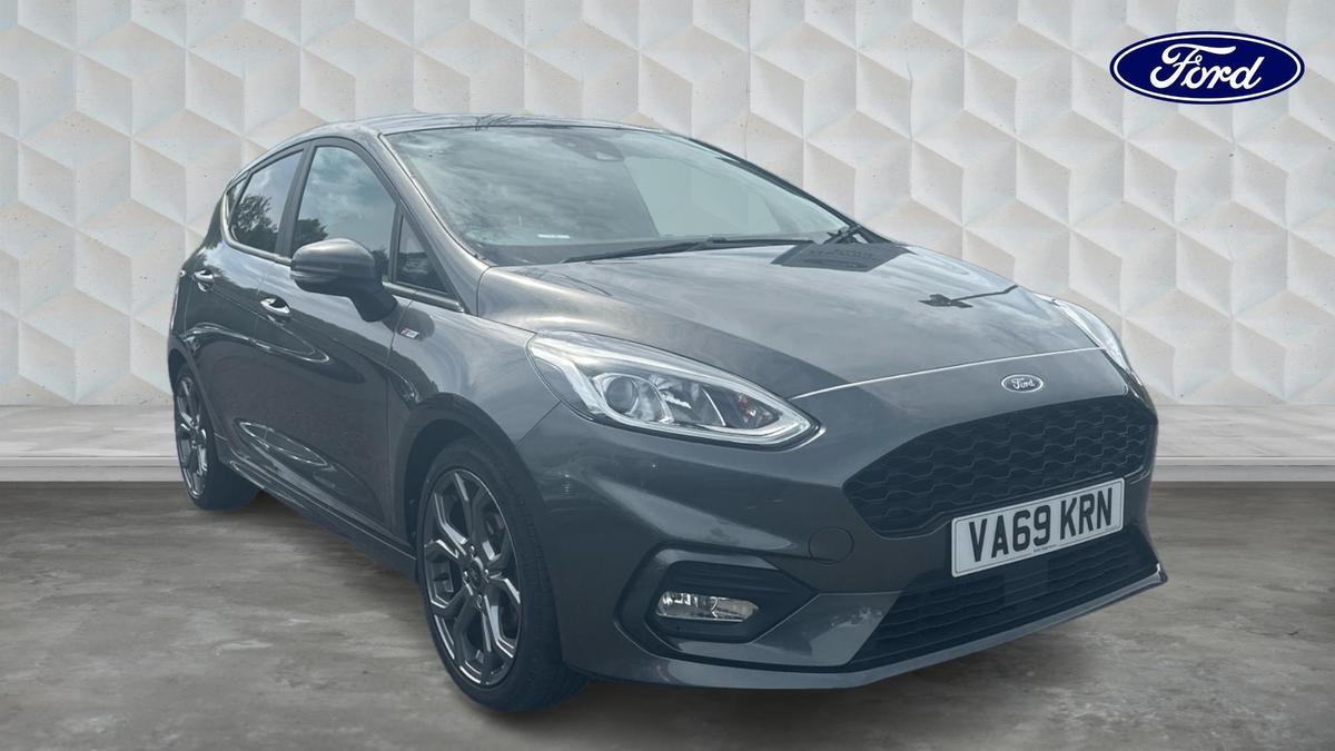 Main listing image - Ford Fiesta