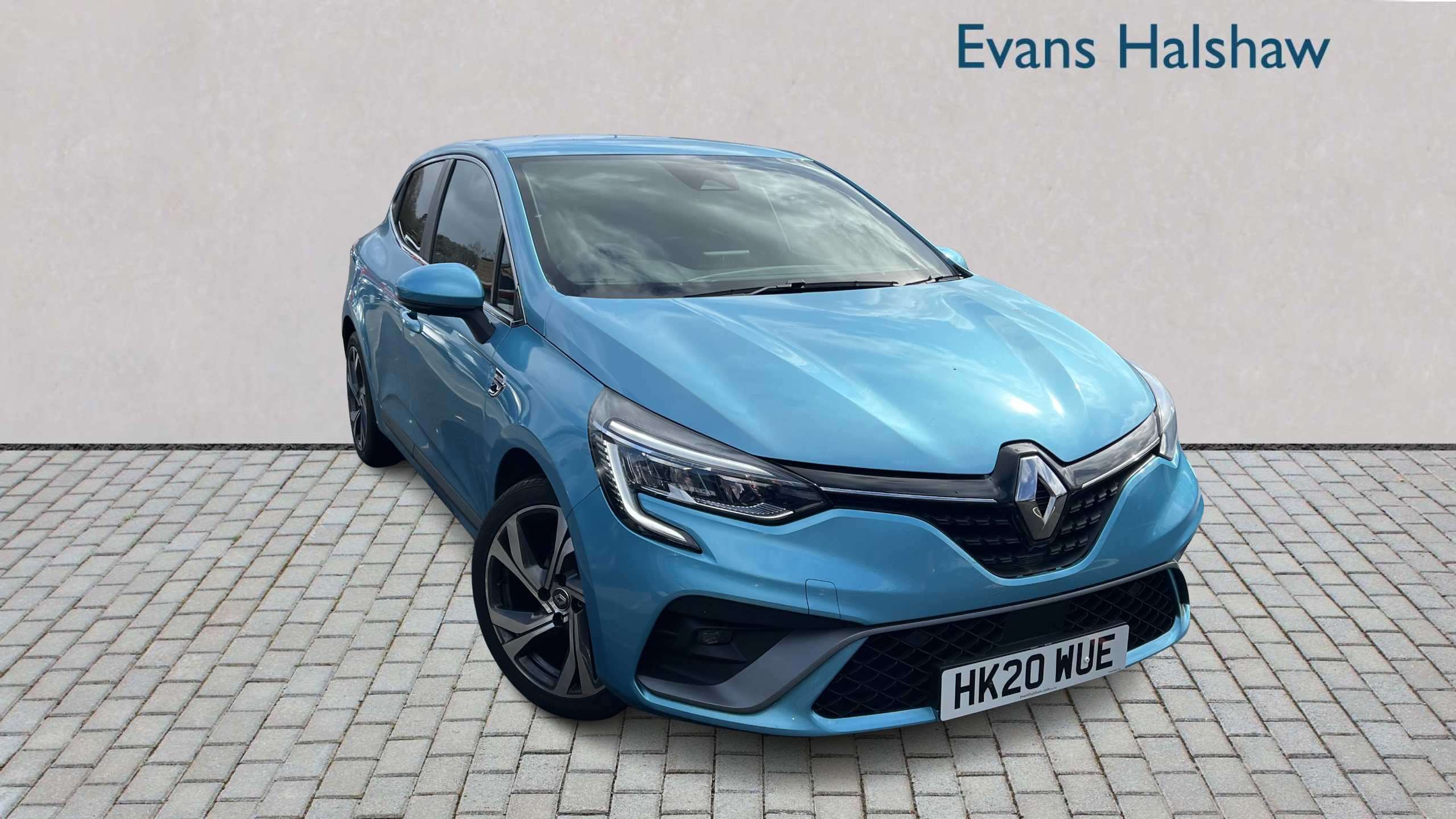 Main listing image - Renault Clio
