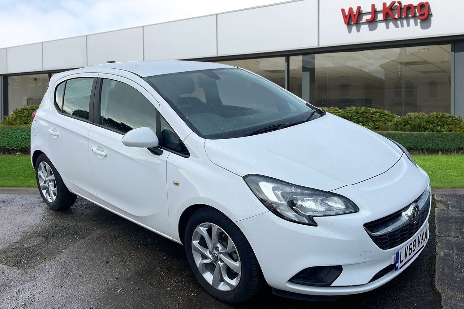 Main listing image - Vauxhall Corsa