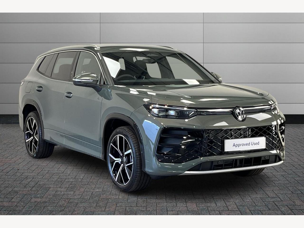 Main listing image - Volkswagen Tayron