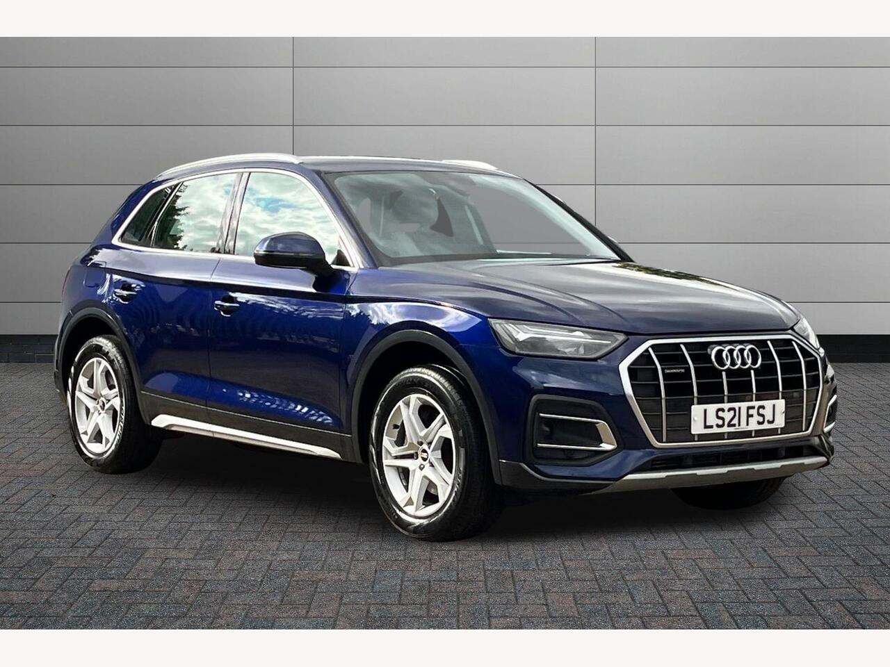 Main listing image - Audi Q5