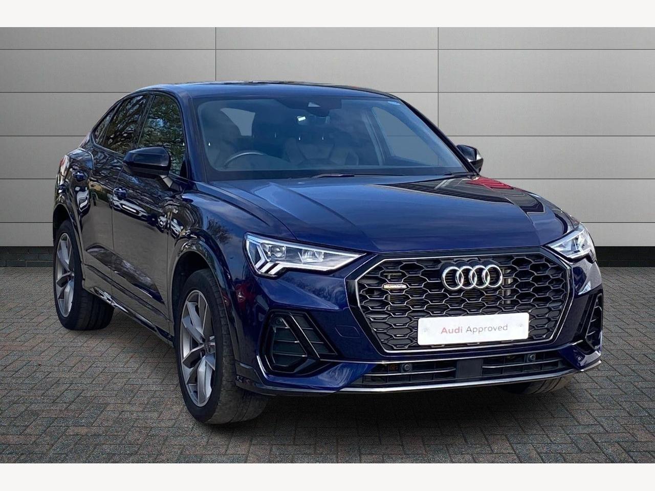 Main listing image - Audi Q3