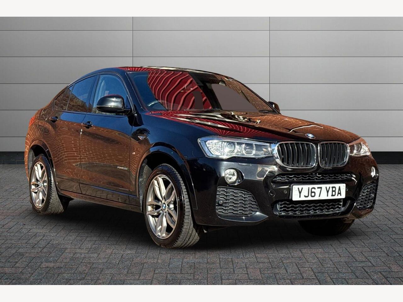 Main listing image - BMW X4